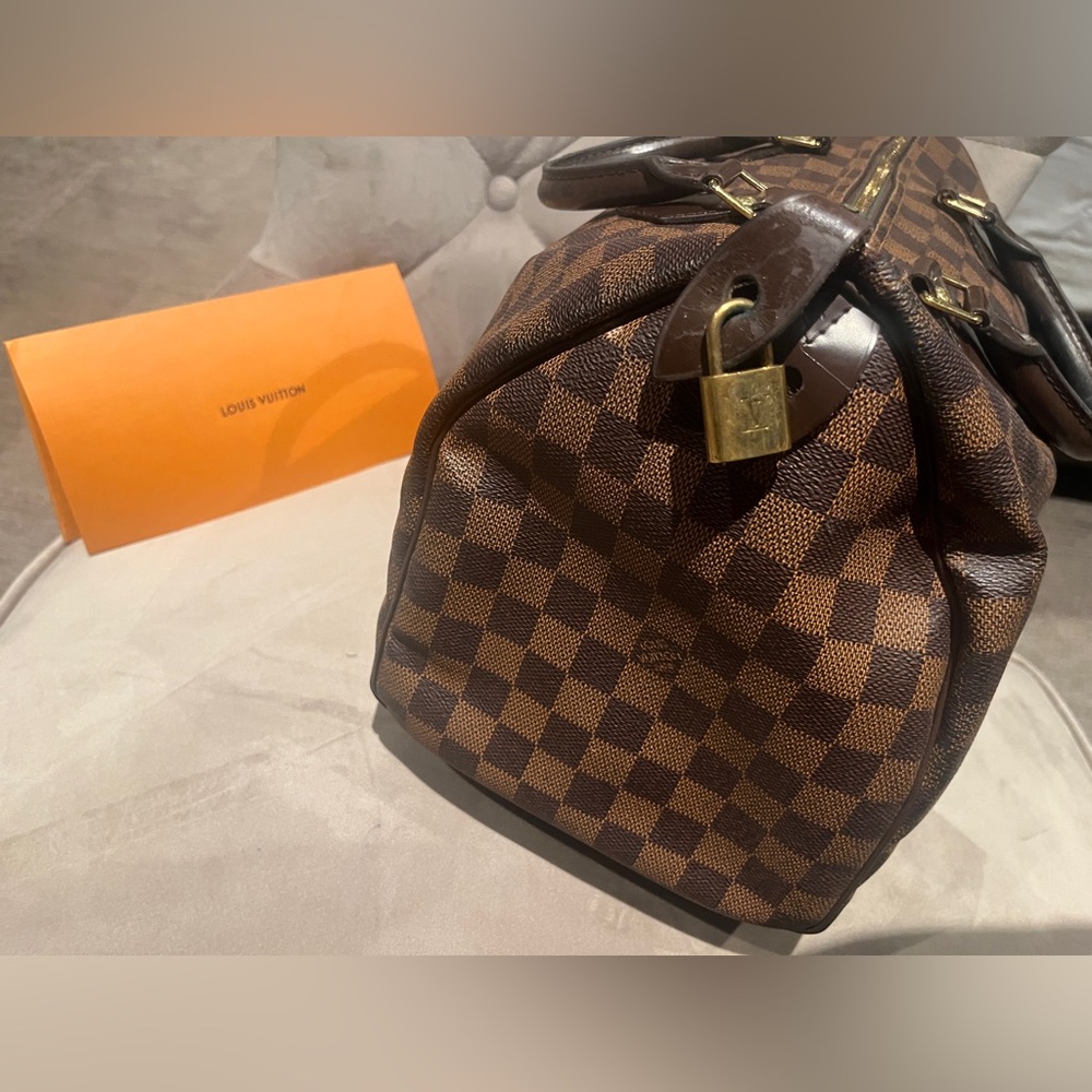 AUTHENTIC LV SPEEDY 35
